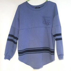 Juniors Oversized Sweatshirt Size Medium